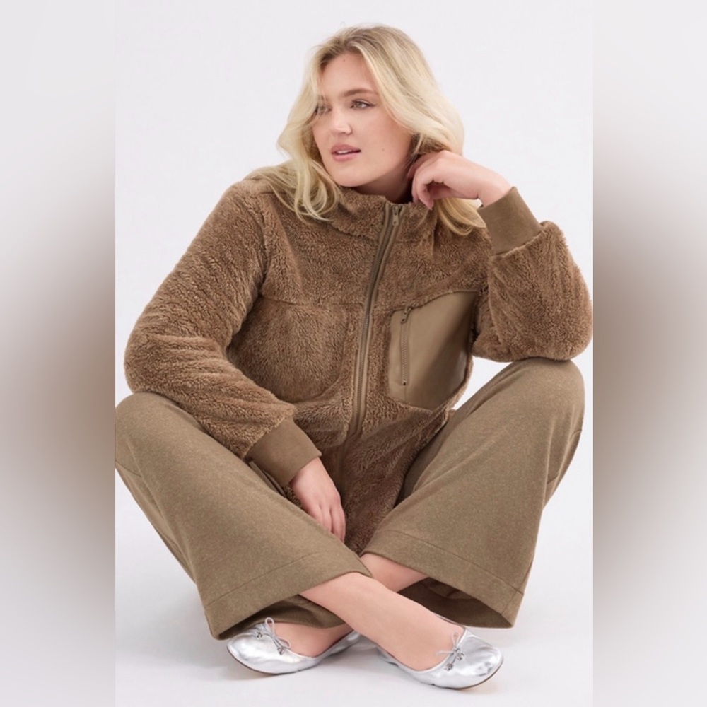 CAbi Tan Theodore Coat - Size L